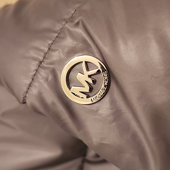 MICHAEL KORS Big Girls Heavy Weight Stadium Jacket Size 14. NWT - Picture 3 of 8